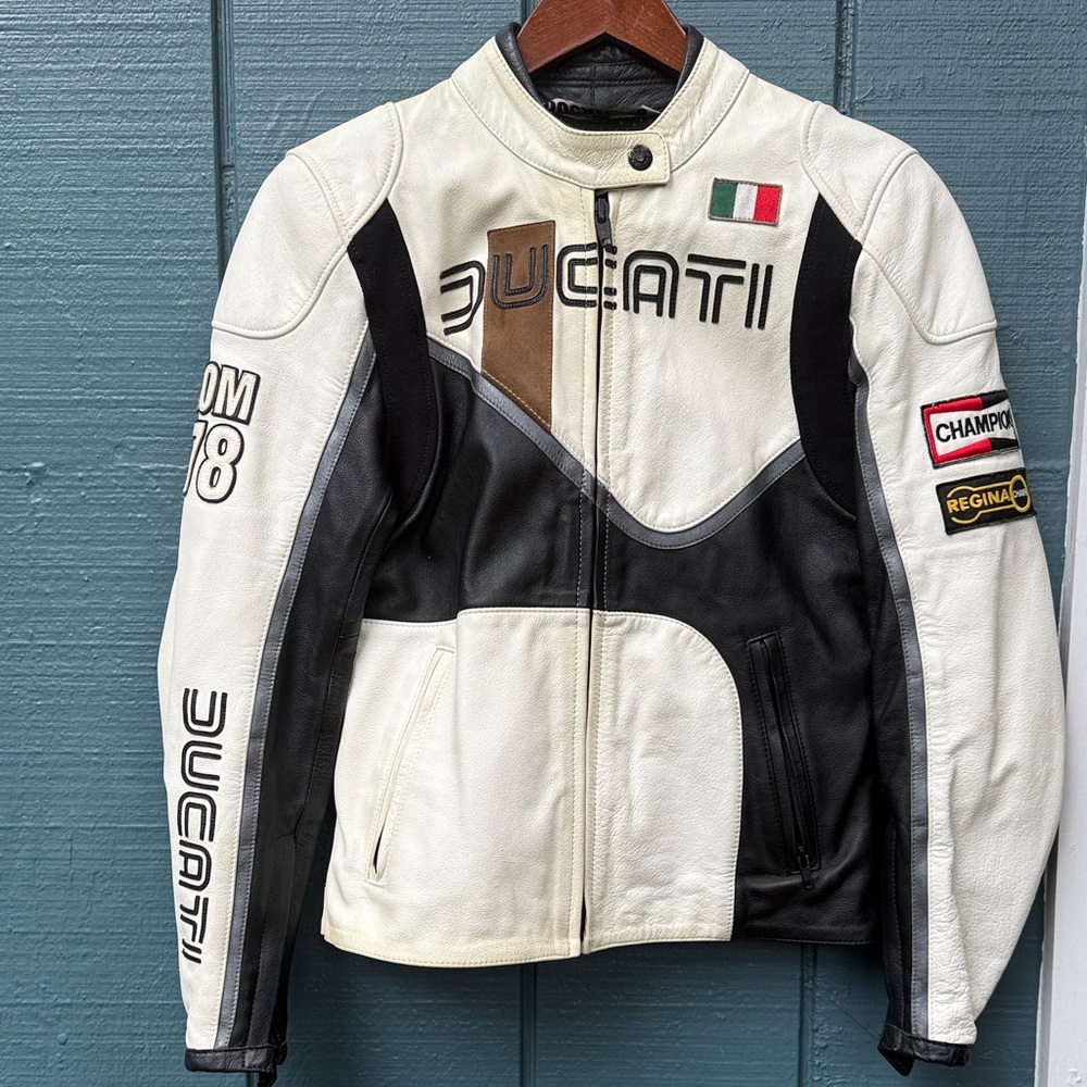 Ducati IOM 78 Motorcycle Racing Leather Jacket sz women’s 42 (S-M)